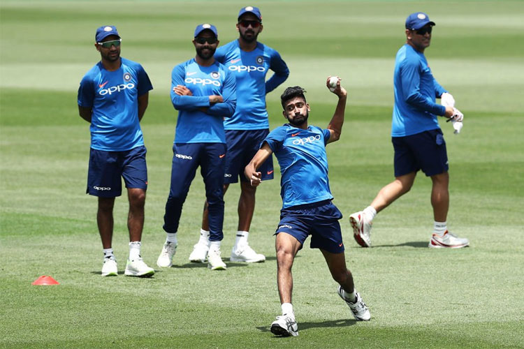 fielding basics in cricket over arm throwing